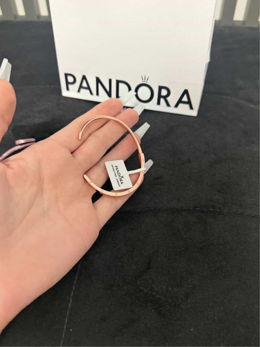 Bratara Pandora noua