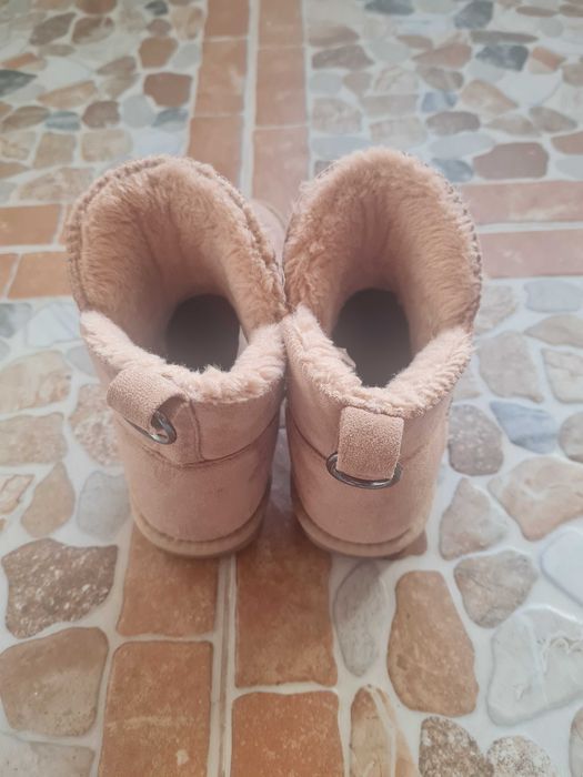 Ghete de iarnă pentru fete