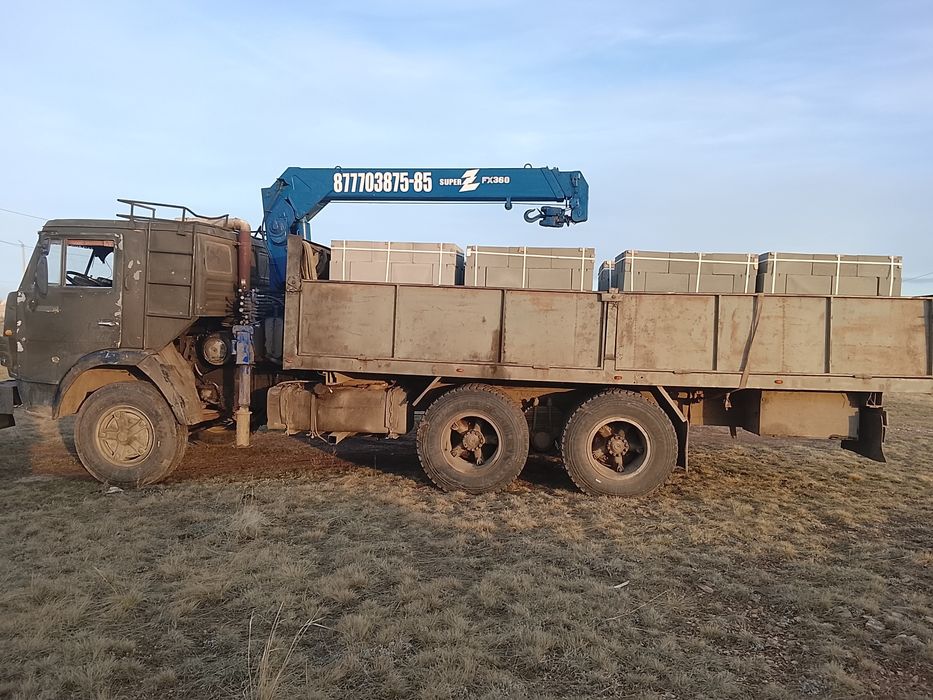 Груза перевозки, манипулятор,