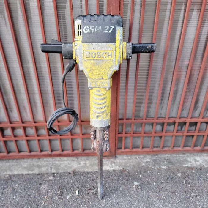 Ciocan demolator Bosch GSH 27