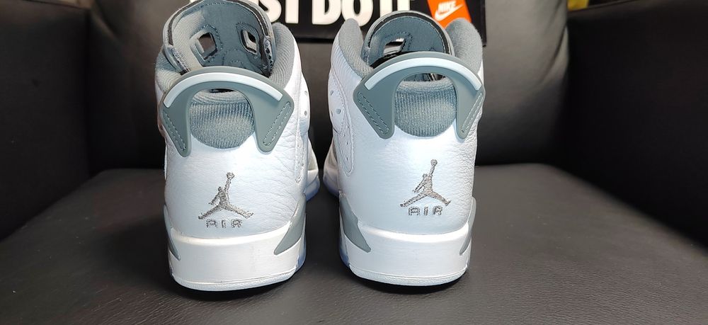 Nike Air Jordan 6 Retro