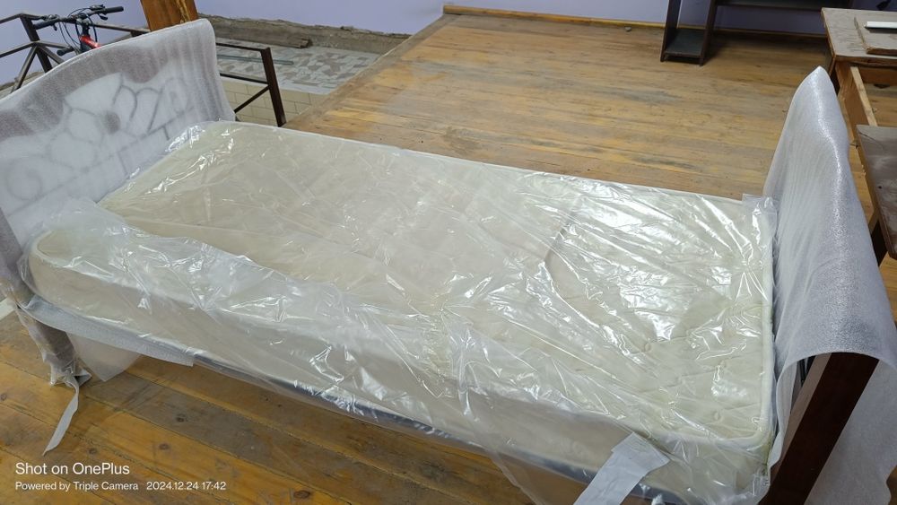 Кровать двухжтажный