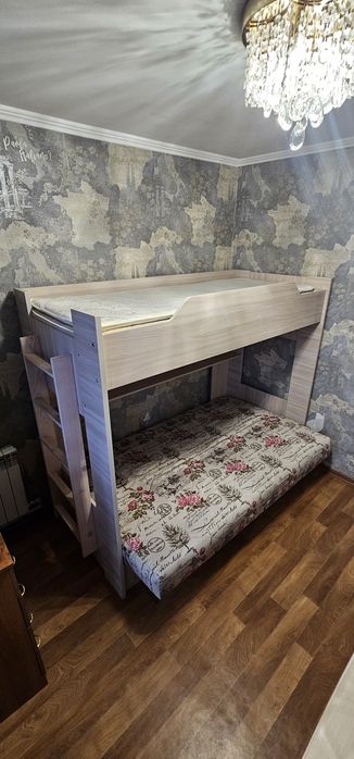 Детский гарнитур с двухъярусной диван-кроватью