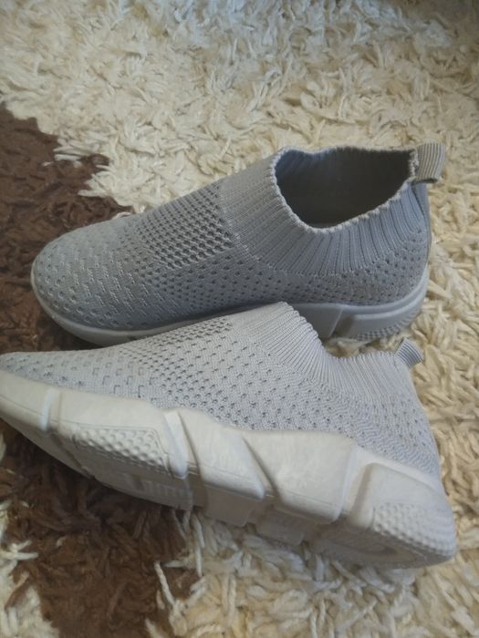 Детски обувки нови