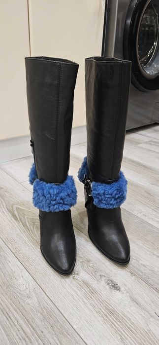 Черни ботуши Дарис, висок ток, неносени, само пробвани