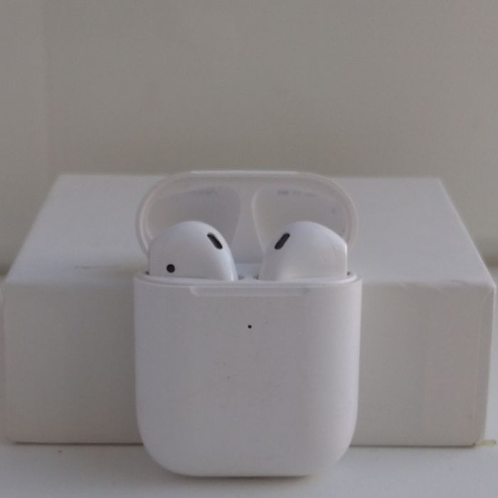 продам airpods 2