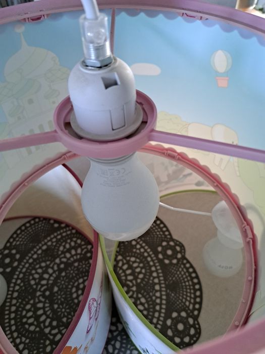 Lustre cameră copii