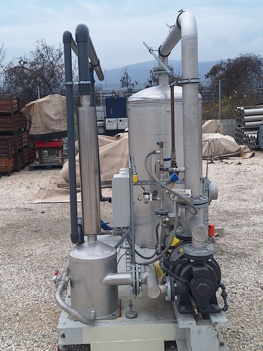 Вакуум помпа с воден пръстен