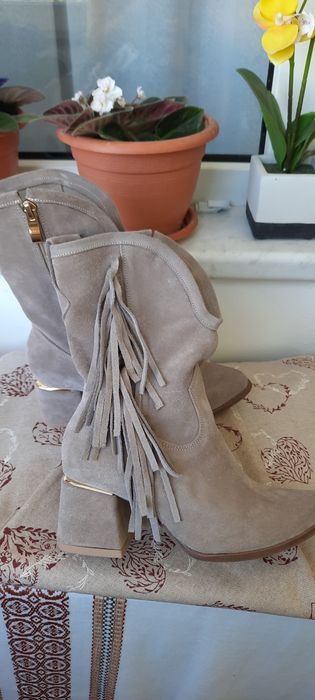 Ciocate din  piele întoarsă bej