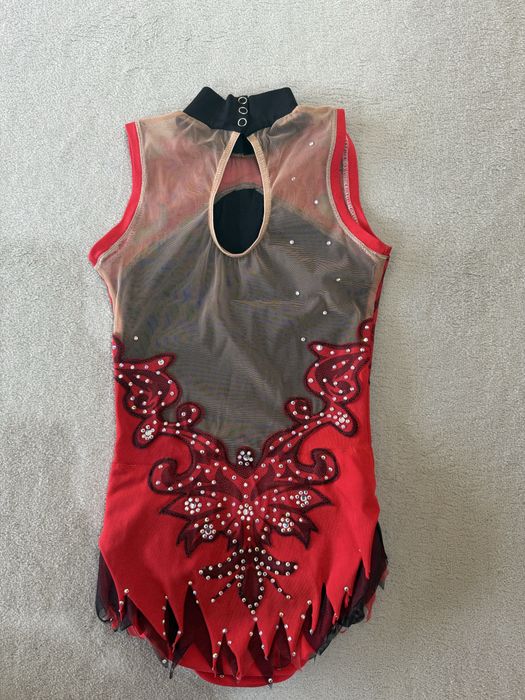 Трико за художествена гимнастика