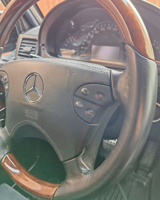 Mercedes-Benz G class