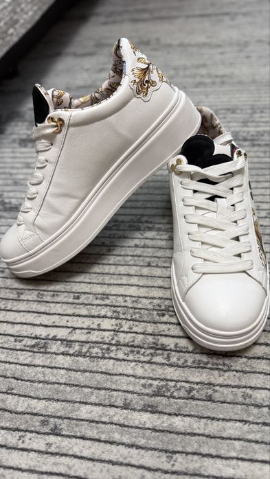 Adidasi Aldo x Disney