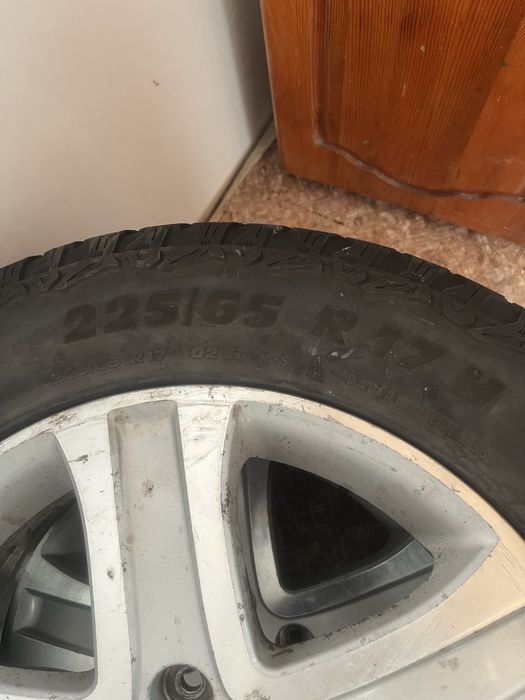 Продам диски с шинами
