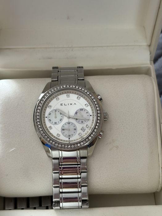 Часовник Elixa в сребърно