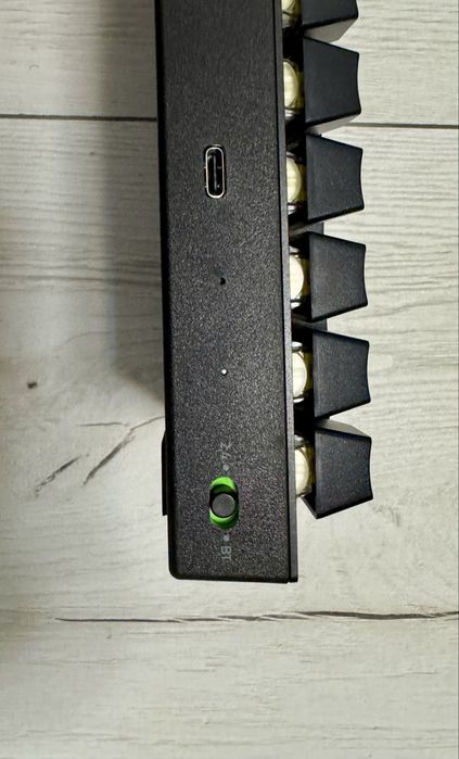 Razer Blackwidow v3 mini hyperspeed