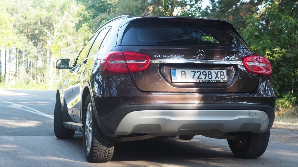 Продавам Mercedes GLA 200d, 2016 г.