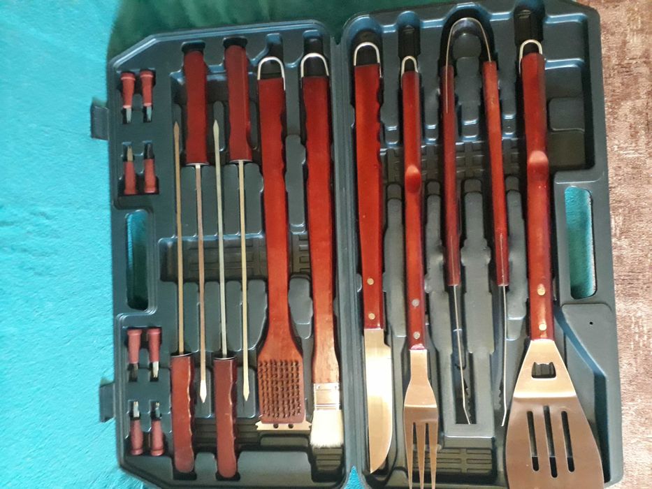 Set ustensile gratar BBQ Nou in caseta