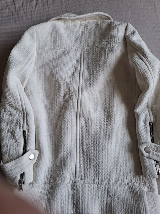 Дамско якенце на ZARA