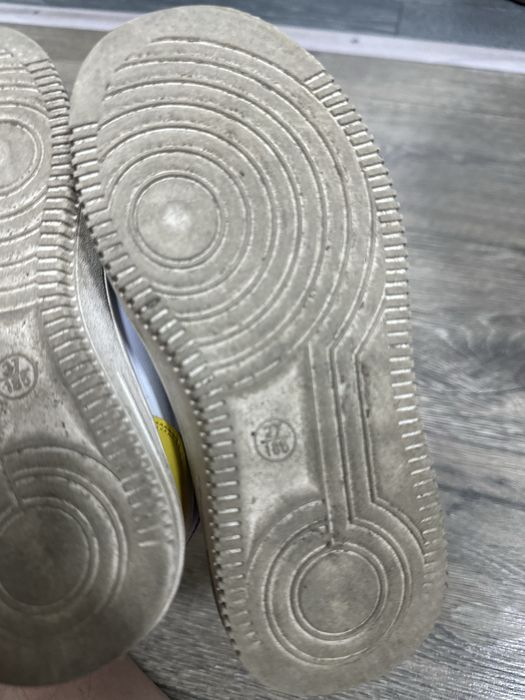 Детские кросовки Nike.