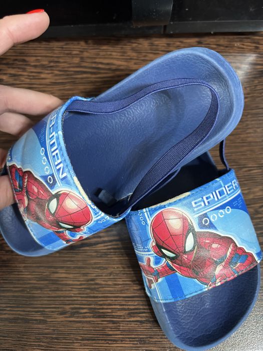 Papuci spiderman hm 26