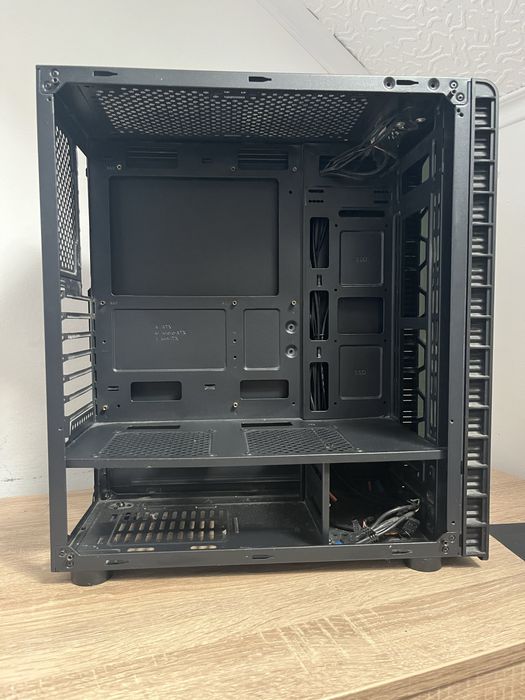Carcasa Pc + panoul de sticla