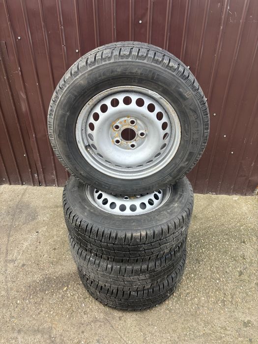 Anvelope Michelin 215/65/R16C