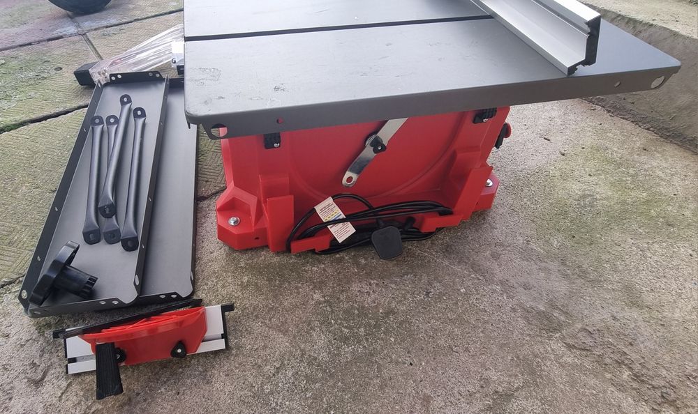 Настолен цирколяр Einhell Tc Ts 254U  за части