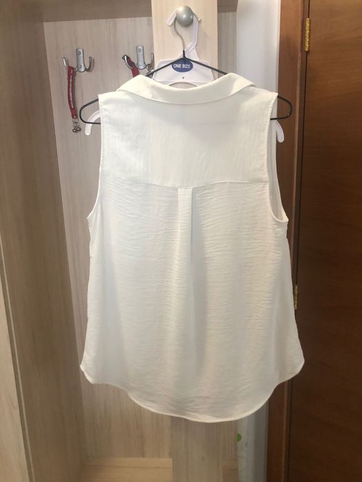 Риза , бял цвят, нова