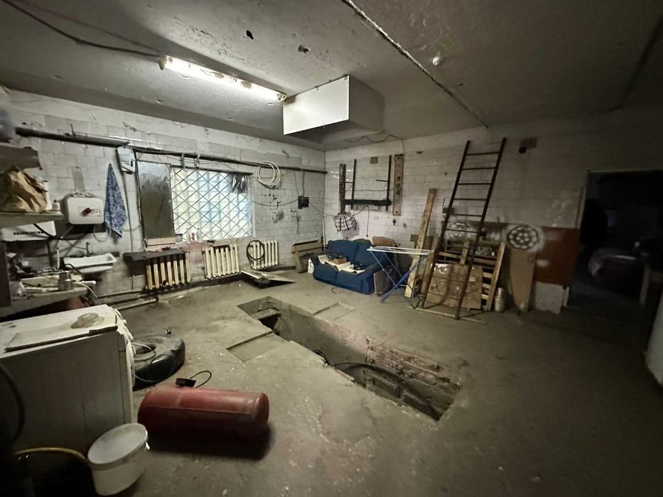 В продаже АЗС по ул Бажова 608а