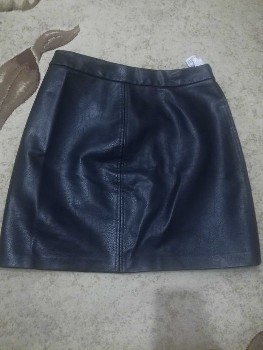 Продам кожаные,юбки