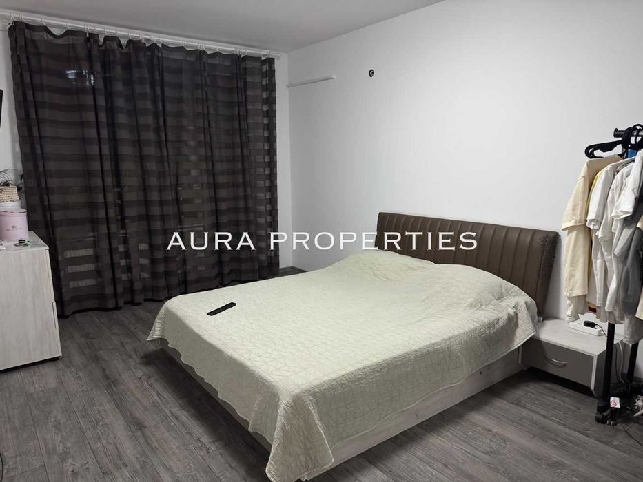 Продава се Тристаен апартамент в Разград, Житница - 106 кв.м за 1444 €/кв.м - Снимка #4