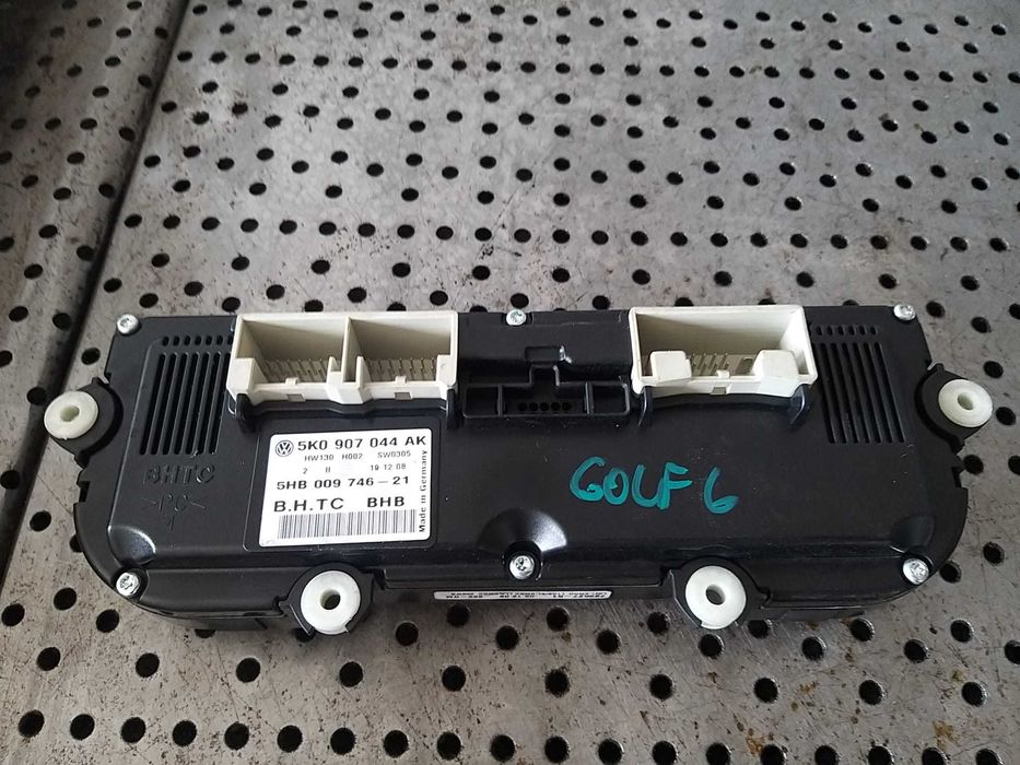 Panou comanda clima ac vw golf 6 5k 5k0907044ak 5hb00974621