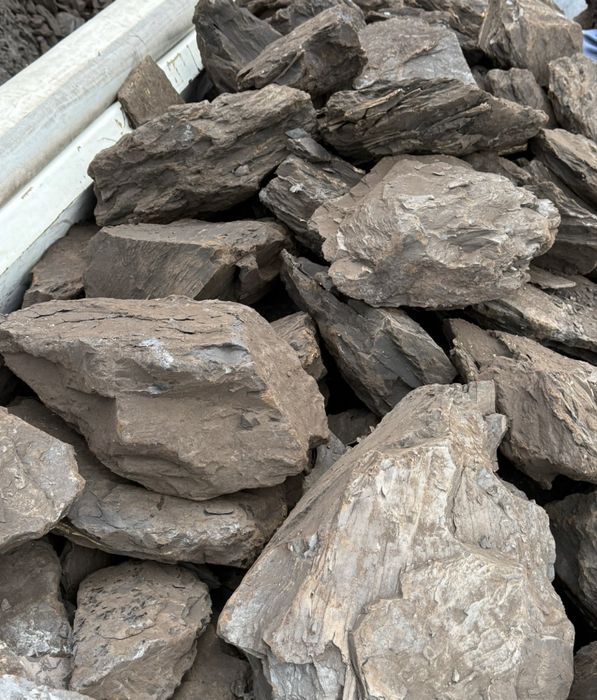 Vand carbune lignit, livrez oriunde in tara!