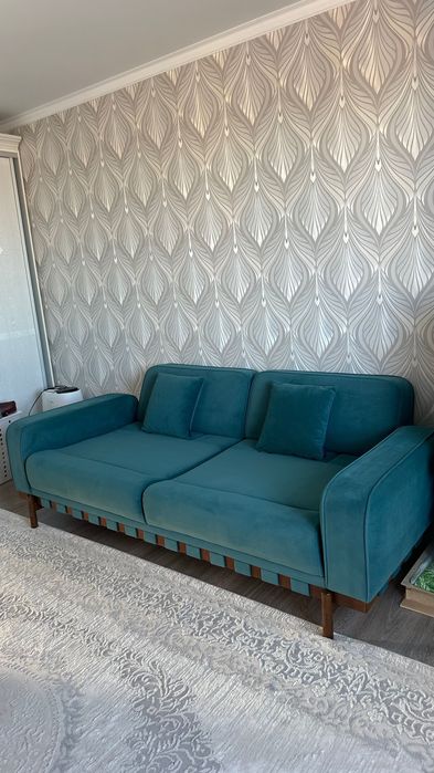 Продается диван премиум-класса в отличном состоянии 2м