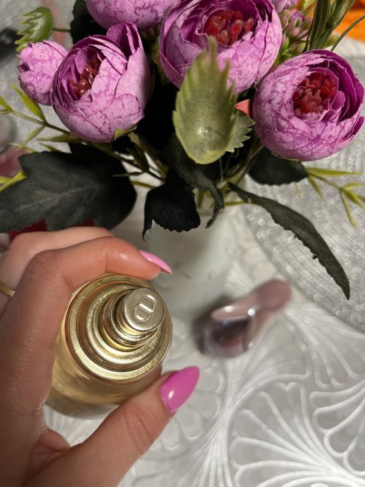 Парфюм Dior J’adore