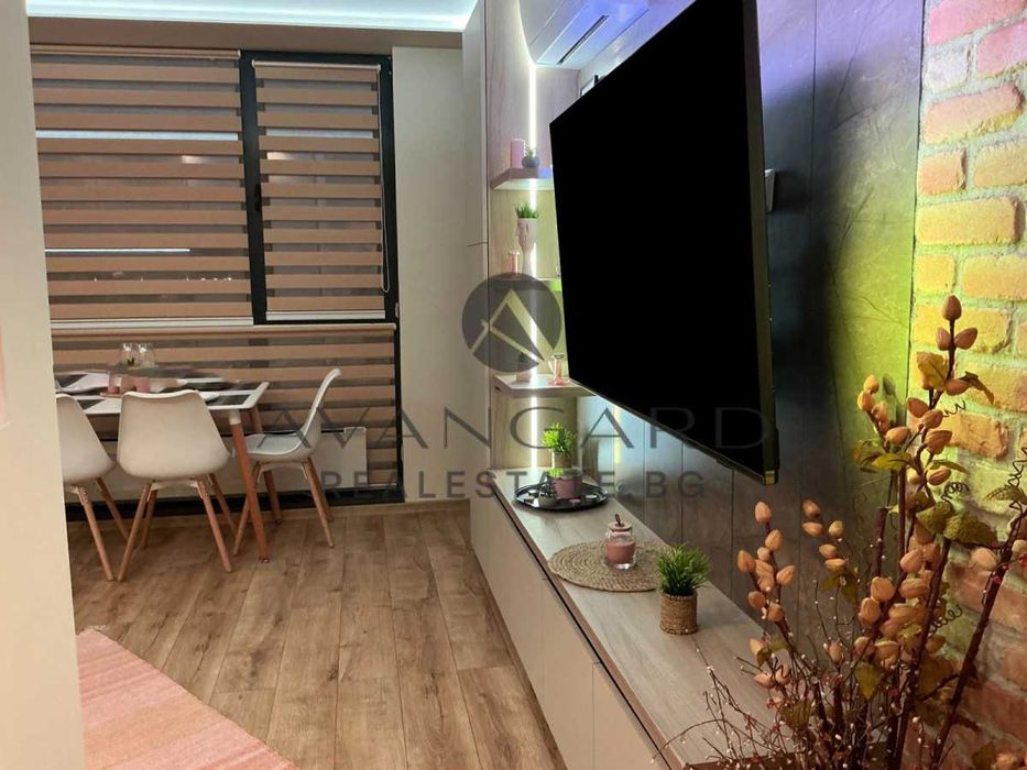 Продава се Двустаен апартамент в Пловдив, Център - 66 кв.м за 2968 €/кв.м - Снимка #7