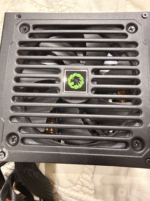 Блок питание GAMEMAX 600w