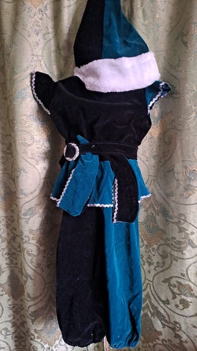 Продам новогодние костюмы