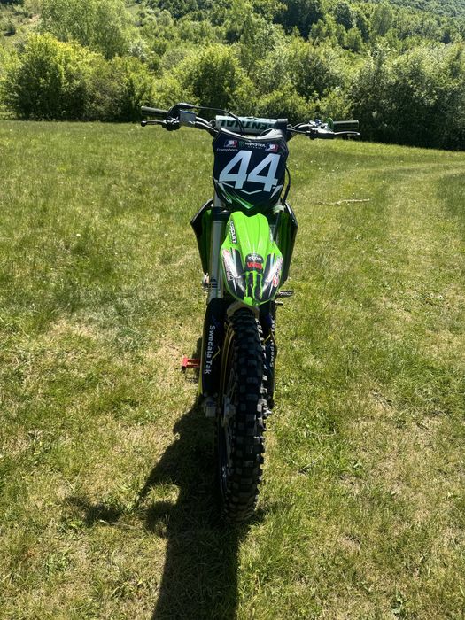 Vând sau schimb cross  Kawasaki 250 kx250f kxf 4t 2015 injecție