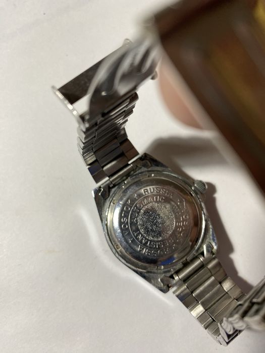 Продается наручные часы