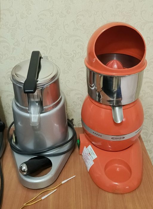 Профессиональная Соковыжималка Empero