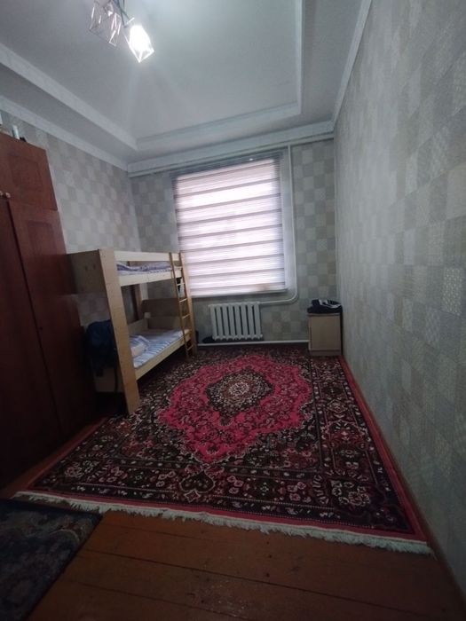 Янги қурилган 5 хонали 6 сотихли ҳовли уй сотилади.