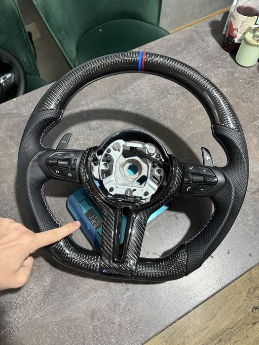 Volan carbon f30 f36 etc sin carbin