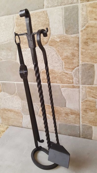 Комплект ковани прибори за камина