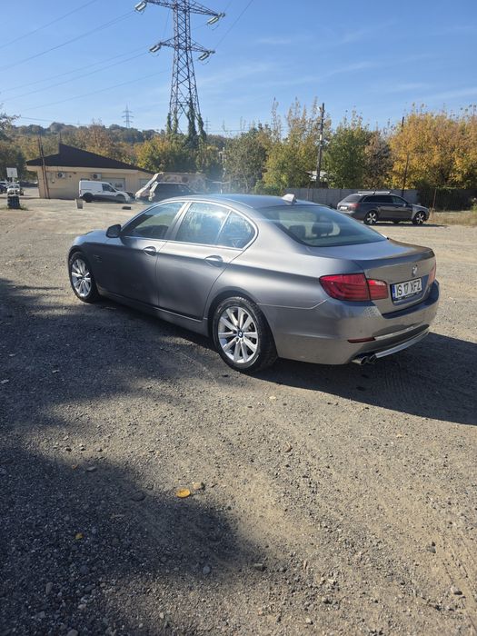 BMW 5 Series 2011 — imagine 4