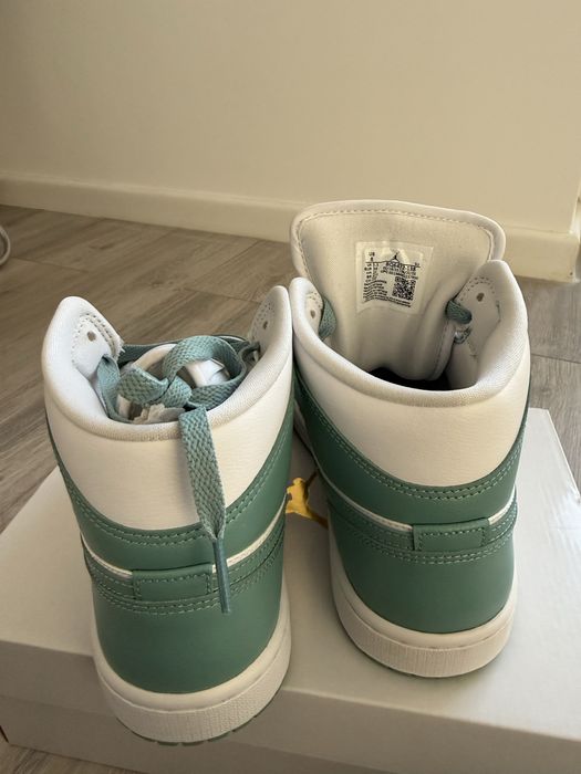 Air Jordan 1 Mid Cannon - Mărimea 39 - Noi