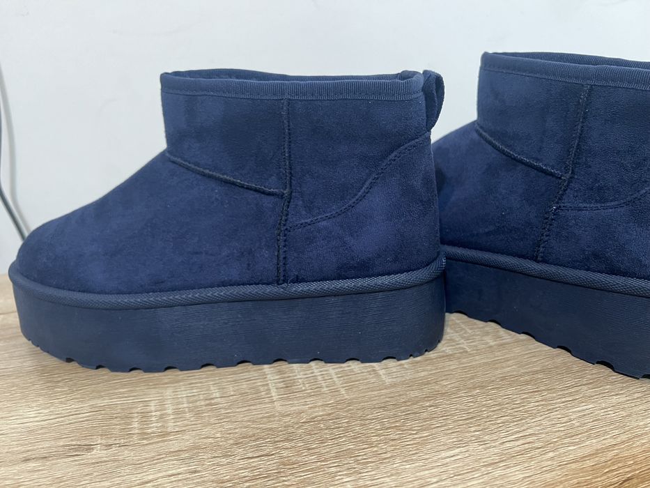 De vanzare, ghete de iarna