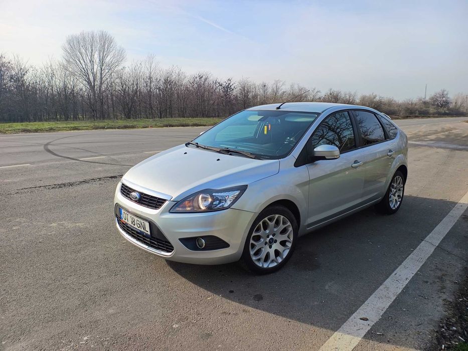 Vând Ford Focus 2 Facelift Echipare Titanium