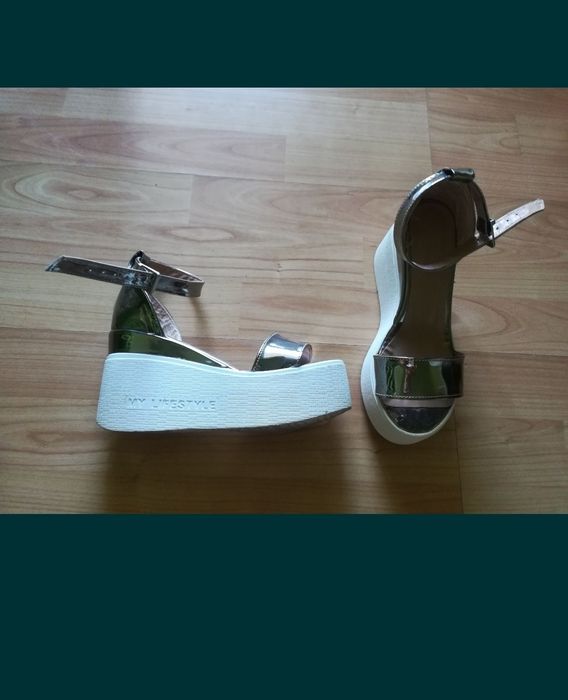 Sandale  Zara Bershka  36