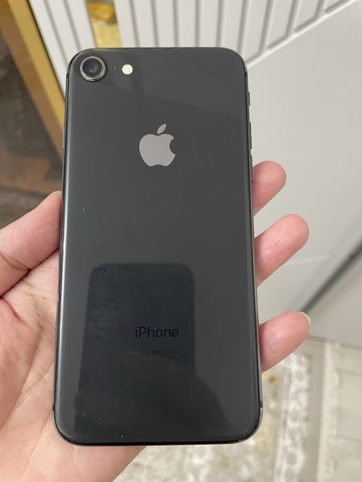 Айфон 8 б/у 15 тыс